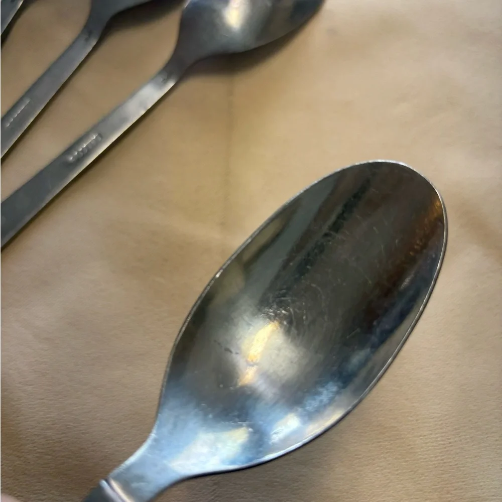 10 Delco Stainless Steel Dinner‎ Dessert Spoons Everyday Dining Utensils